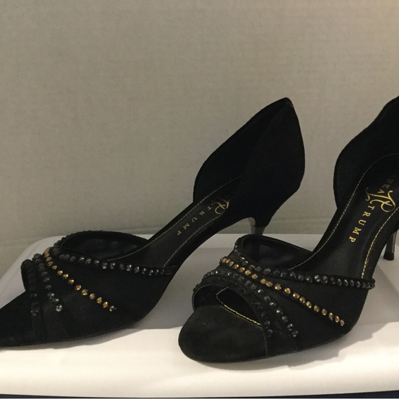 Ivanka Trump suede and mesh heels size 7.5 - Picture 2 of 5